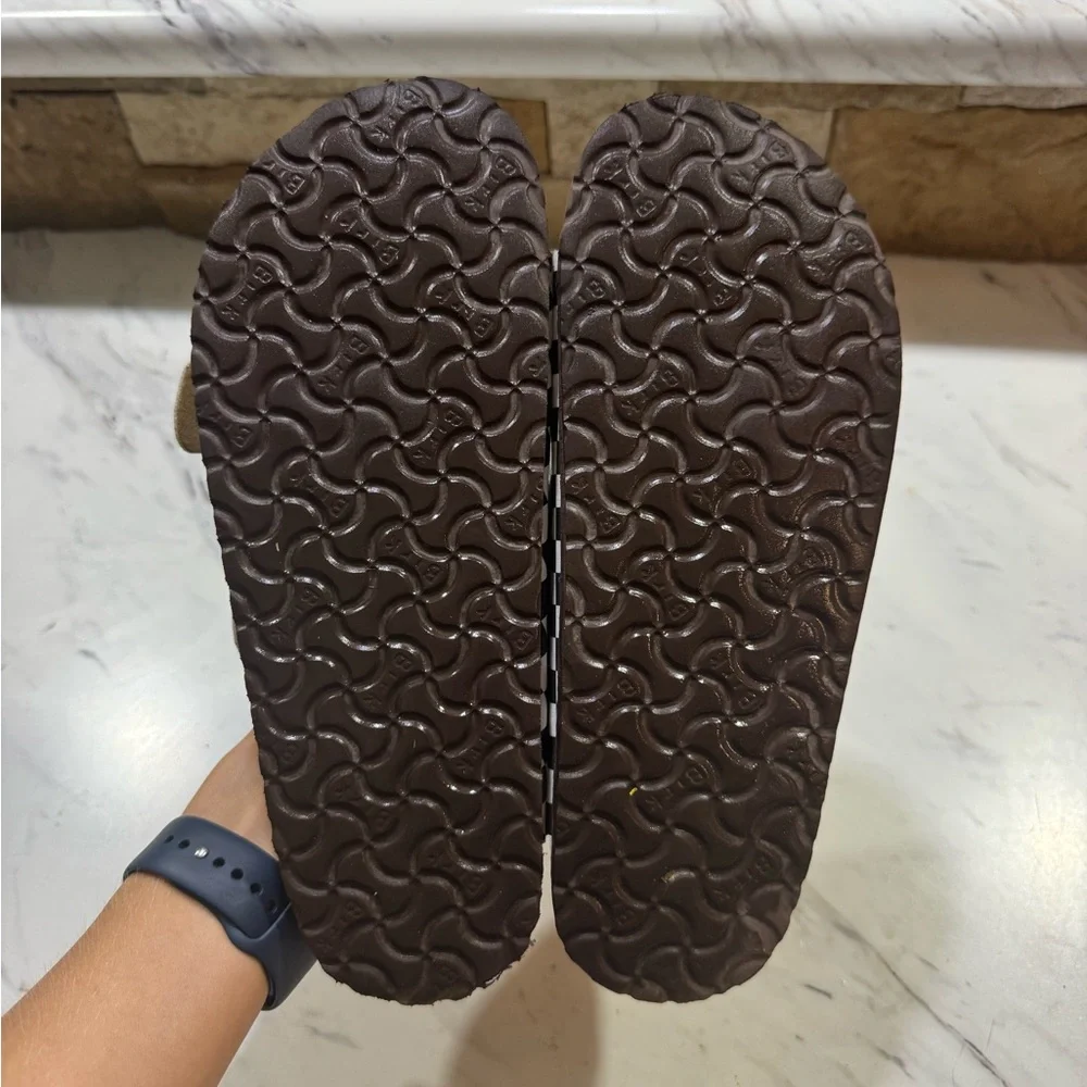 Checkered Birkenstocks - Picture 4 of 6